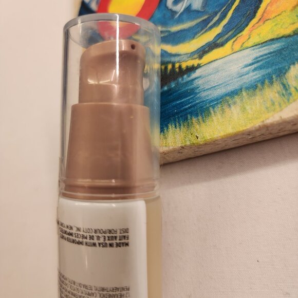 COVERGIRL Trublend Skin Enhancer primer #20 Velvet Blur - 24ml - Picture 11 of 14